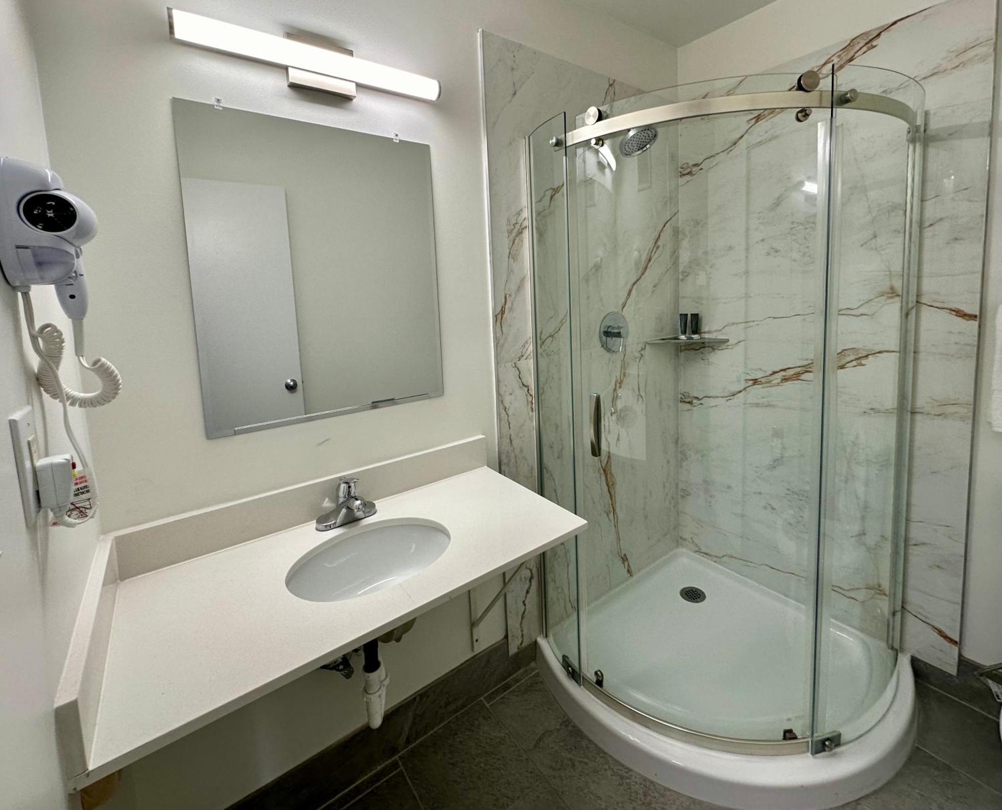 Royal Inn And Suites Charlotte Airport Zewnętrze zdjęcie