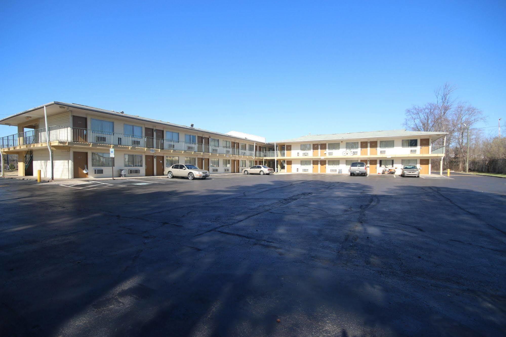 Royal Inn And Suites Charlotte Airport Zewnętrze zdjęcie