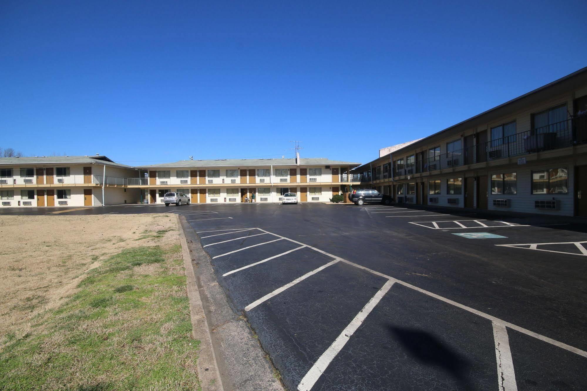 Royal Inn And Suites Charlotte Airport Zewnętrze zdjęcie